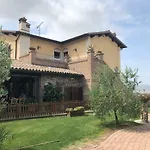 A Due Passi Dal Mare شقة بيزا