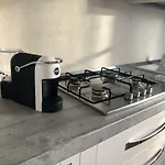 شقة A Due Passi Dal Mare بيزا