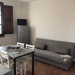 A Due Passi Dal Mare بيزا