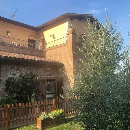 A Due Passi Dal Mare *