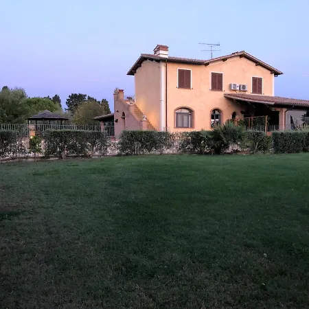 A Due Passi Dal Mare *