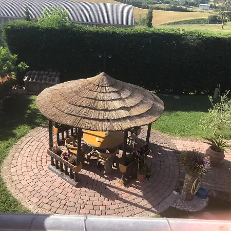 A Due Passi Dal Mare Apartment *